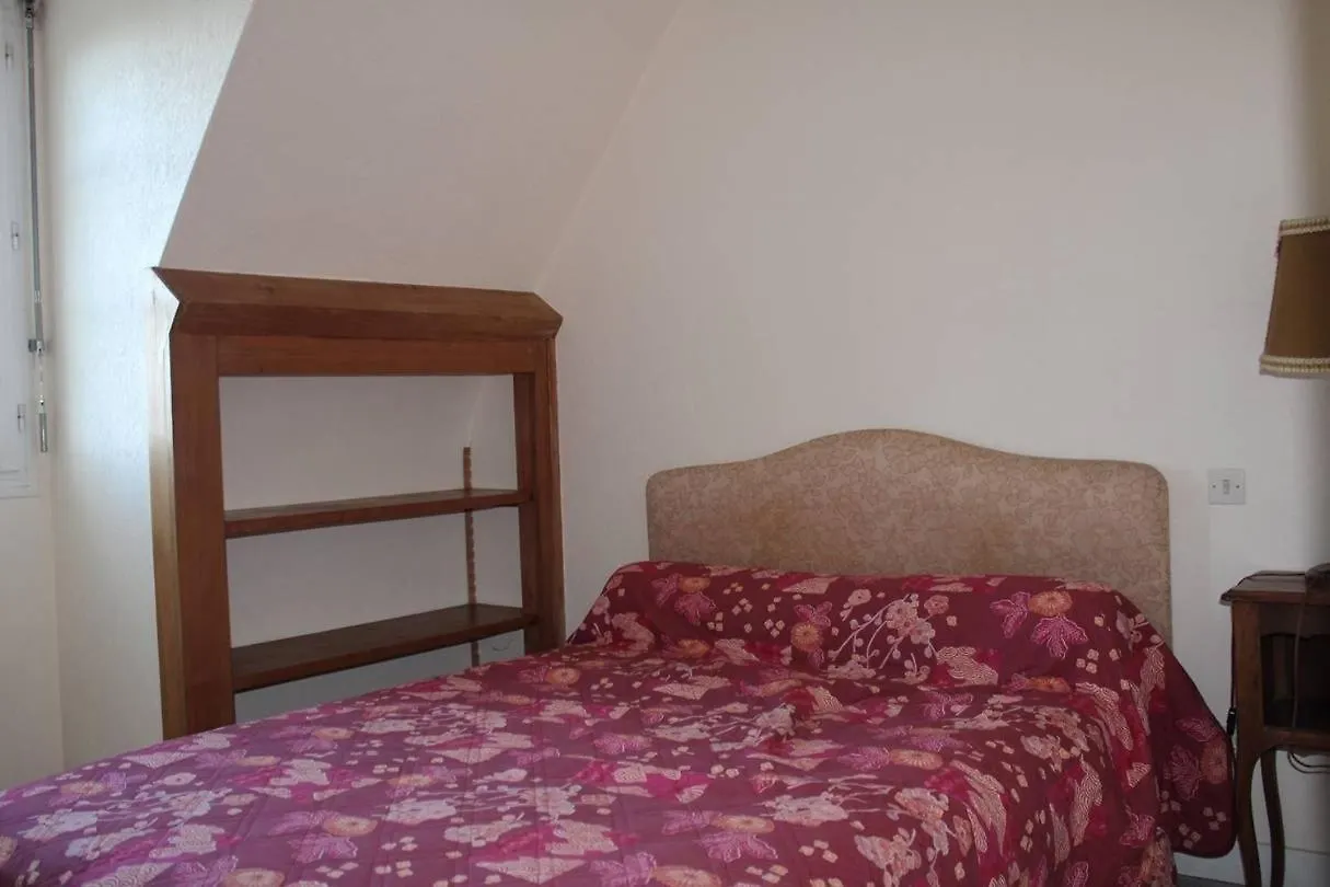 702 - Maison Face A La Plage Au Domaine De Lanruen Erquy 0*,  Frankrike